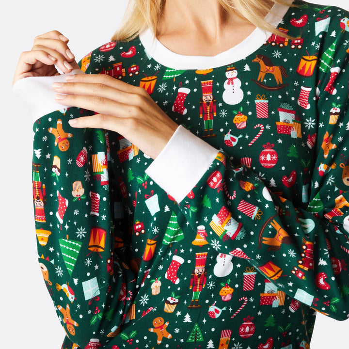 Women's Green Christmas Dream Christmas Pyjamas